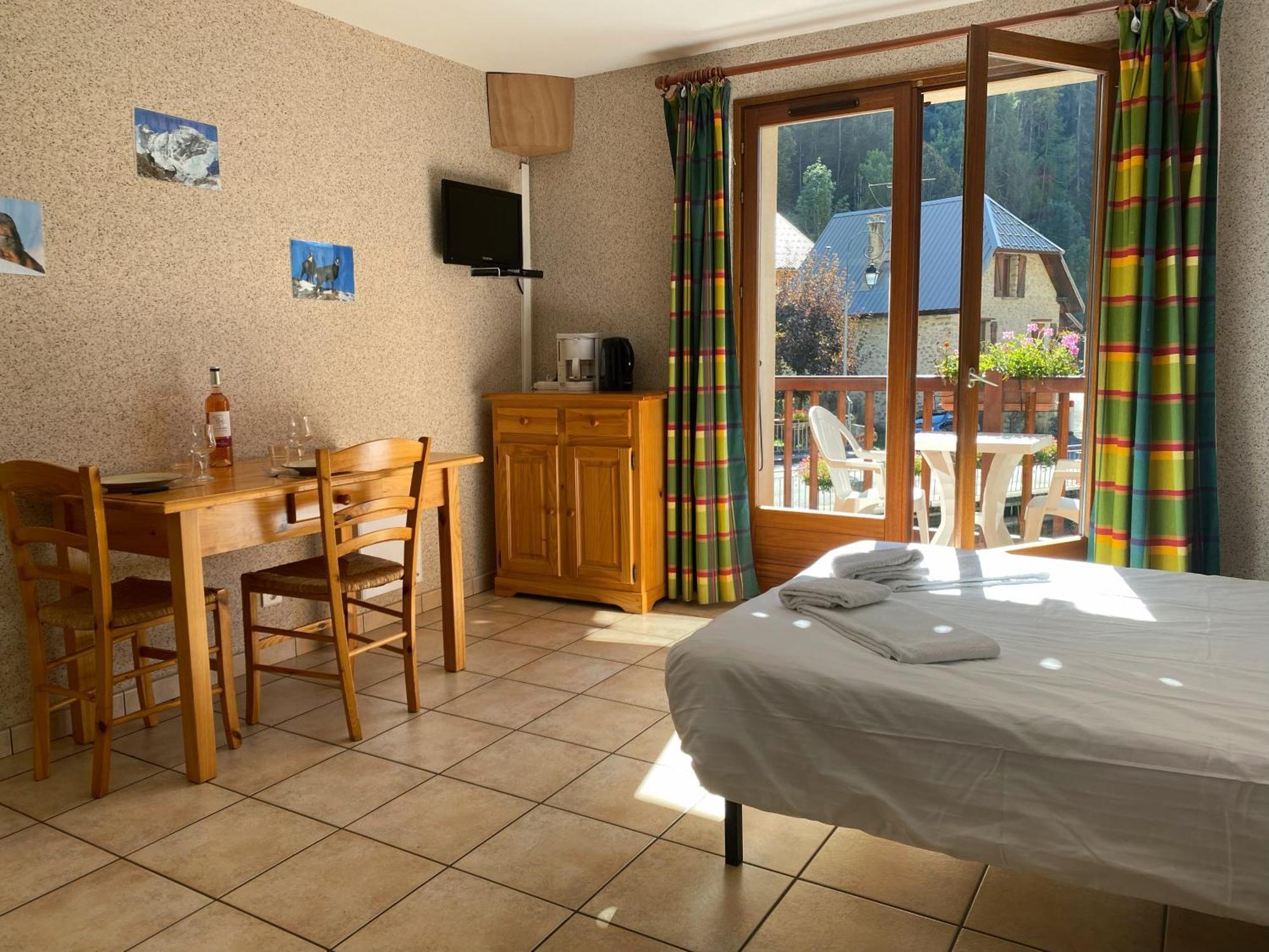 Appartement L'Edelweiss à La Chapelle-en-Valgaudemar Extérieur photo